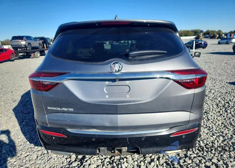 2020 Buick Enclave Essence z USA, uszkodzony, nr VIN 5GAERBKW0LJ225642